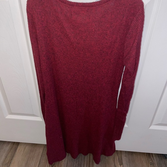 Burgundy long sleeve dress - Picture 3 of 3